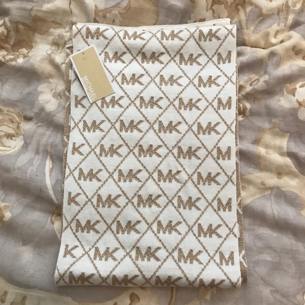 Michael Kors scarf NWT!!